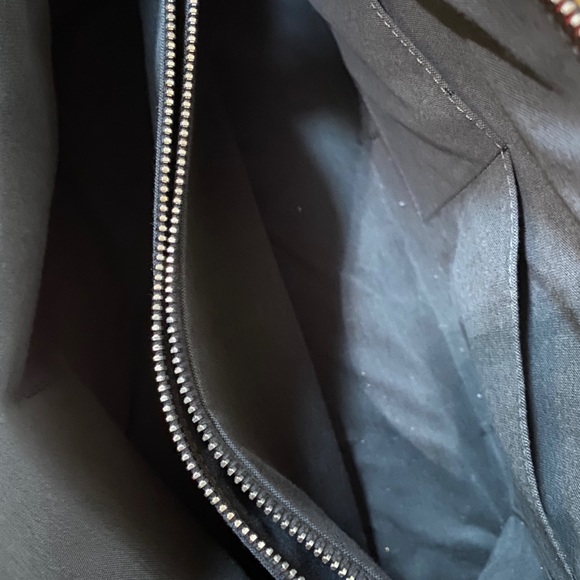 FENDI 💯Authentic - Picture 8 of 10